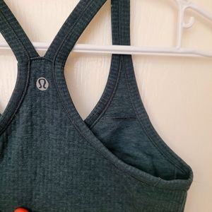 Lulu tank. Size 6. Dark green.